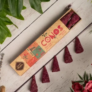 Conos De Pétalos De Rosa